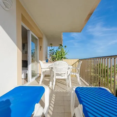 Apartment Tio Max I