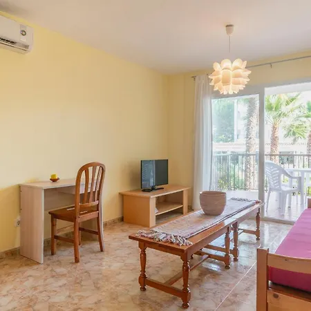 Apartment Tio Max I *